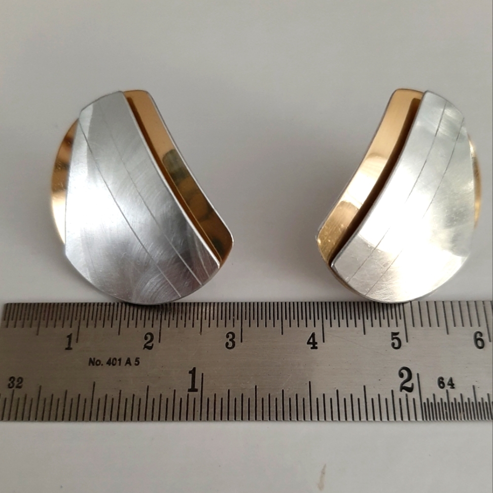 Modern Geometric Design Lazer Etched Mixed Metals, Gold & Silver Tone Earrings - Picture 6 of 7